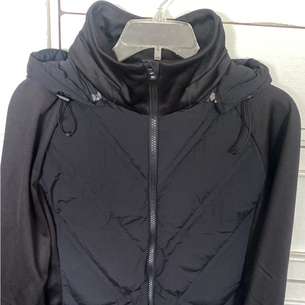 Athleta Inlet Jacket *small cut in fabric on back (see picture)